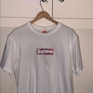 Supreme box logo